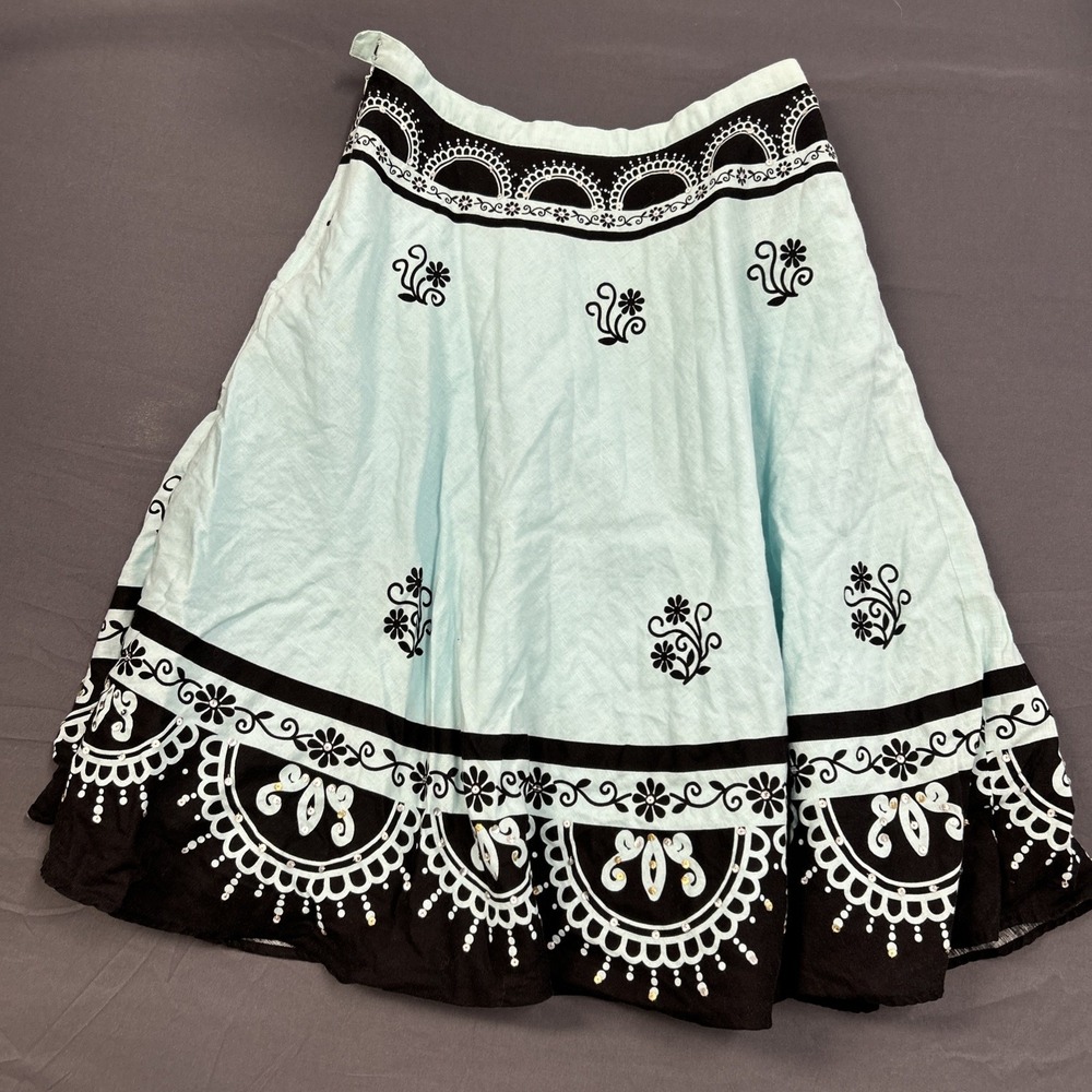 Dressbarn light blue A-line skirt features a black and Blue 8P - Picture 6 of 7